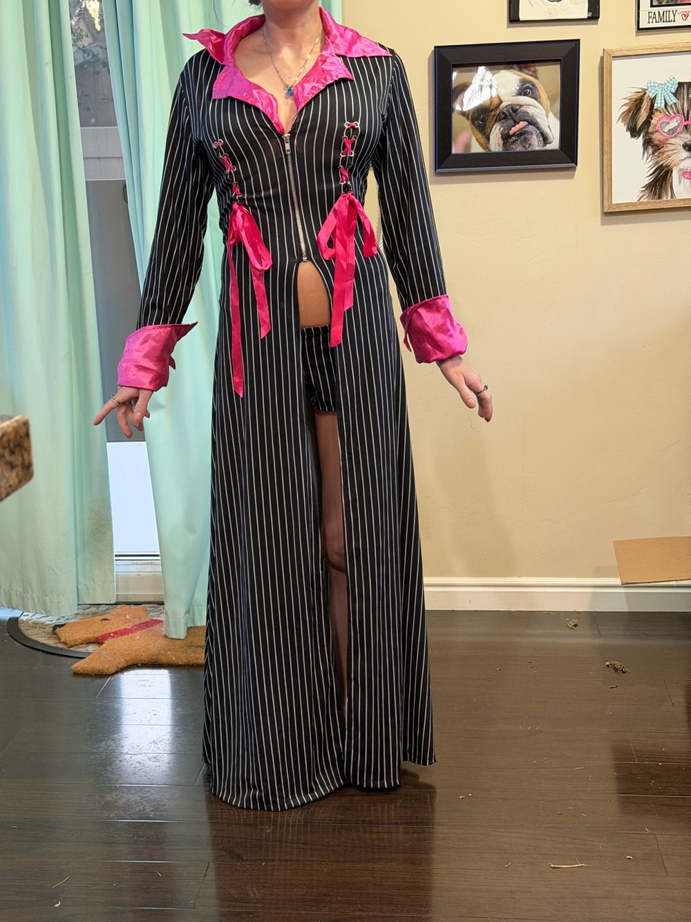 NWOT Small/medium Striped Black & Pink Women's mafia costume jacket with short